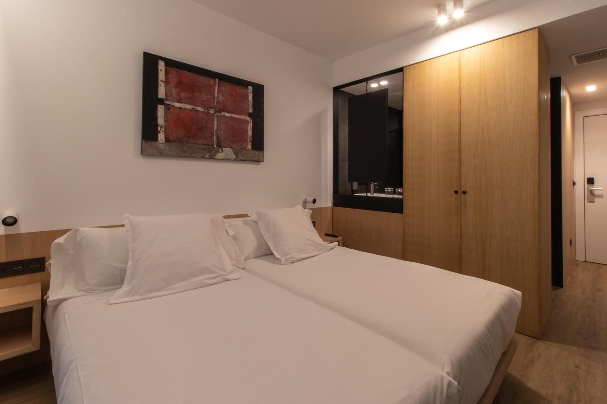 Hotel Cortabitarte Soria Bagian luar foto
