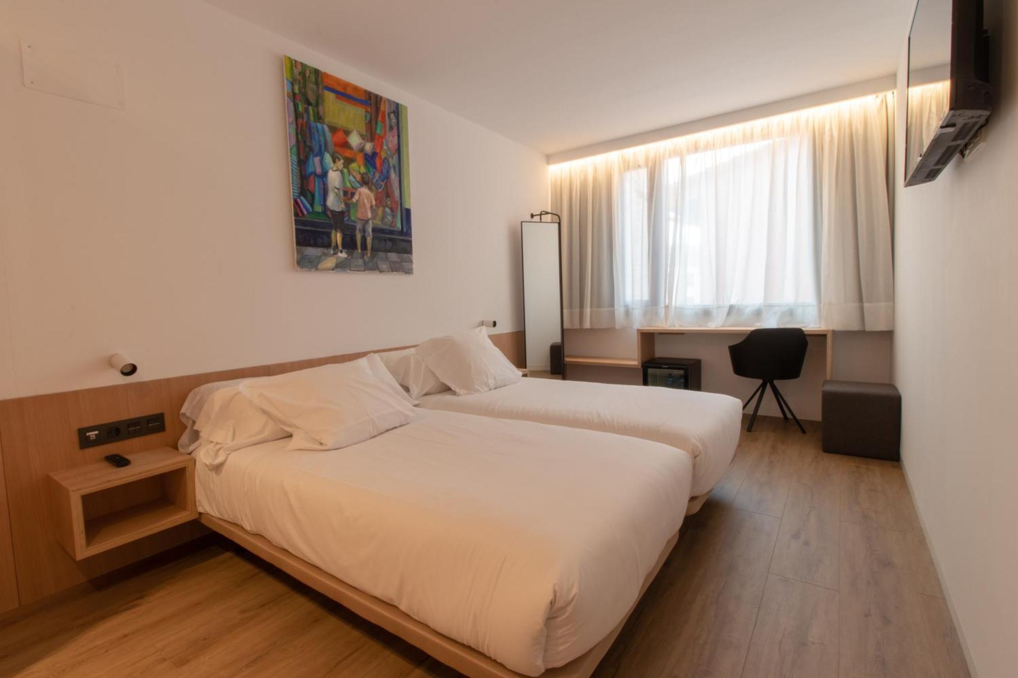 Hotel Cortabitarte Soria Bagian luar foto