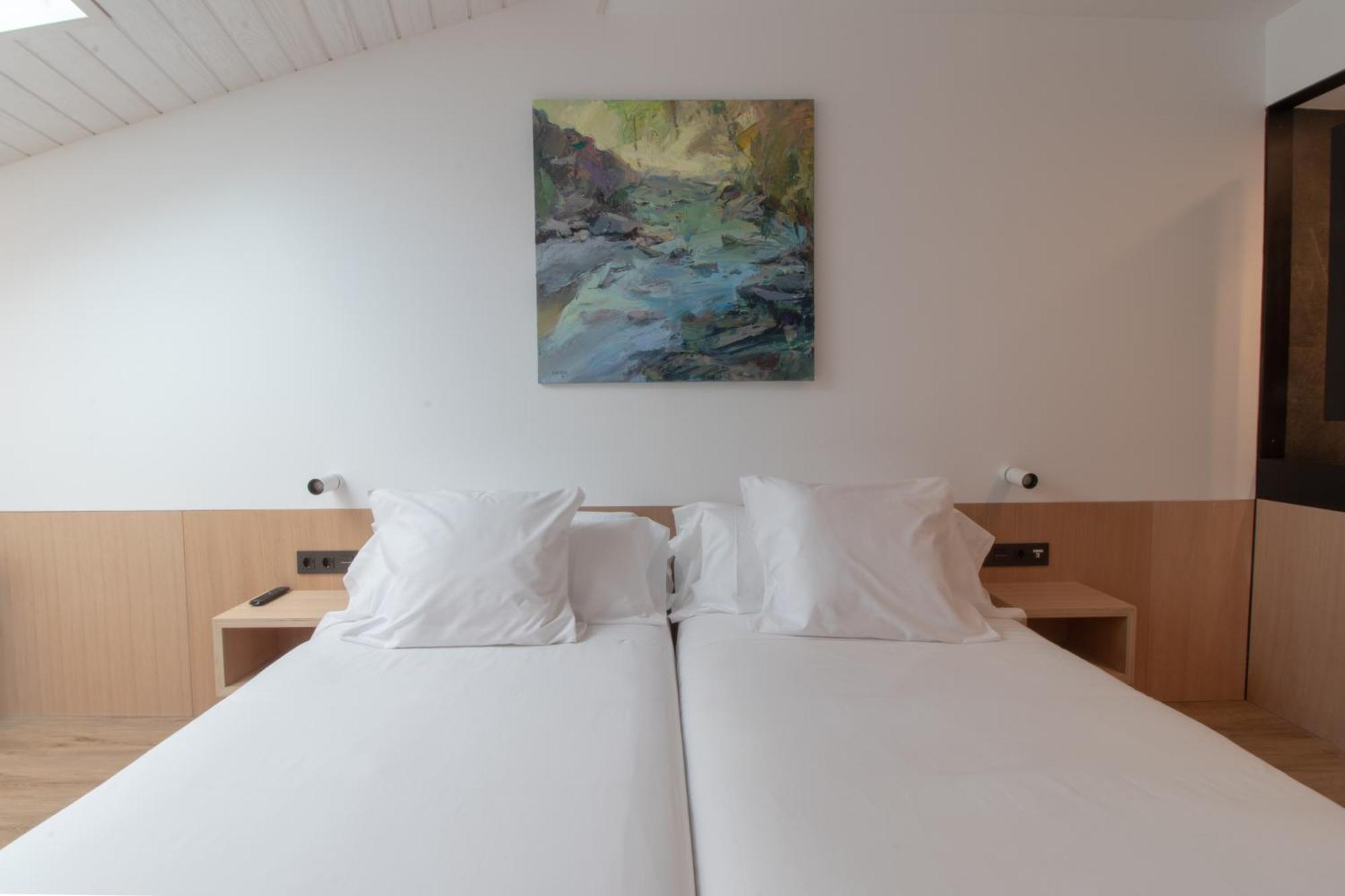 Hotel Cortabitarte Soria Bagian luar foto