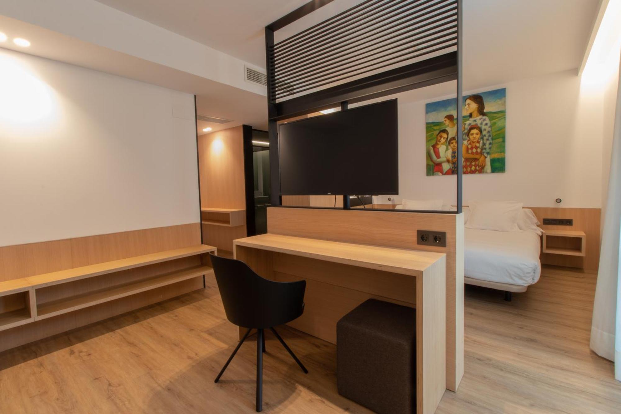 Hotel Cortabitarte Soria Bagian luar foto